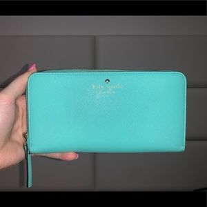 Large Kate Spade Wallet